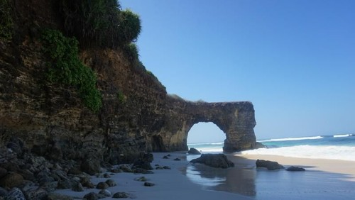 pantai mbawana sumba