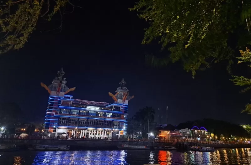 Menara Padang Kota Seribu Sungai Pesona Wisata Banjarmasin